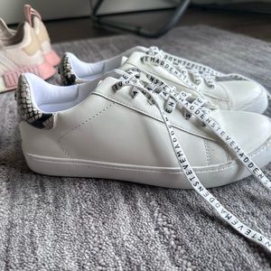 Steve Madden shoes worn once